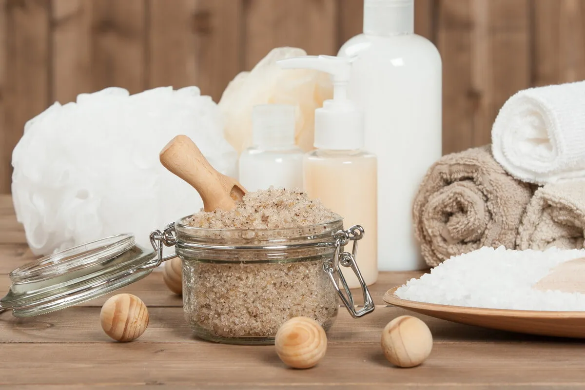 Body Scrub vs Body Wash